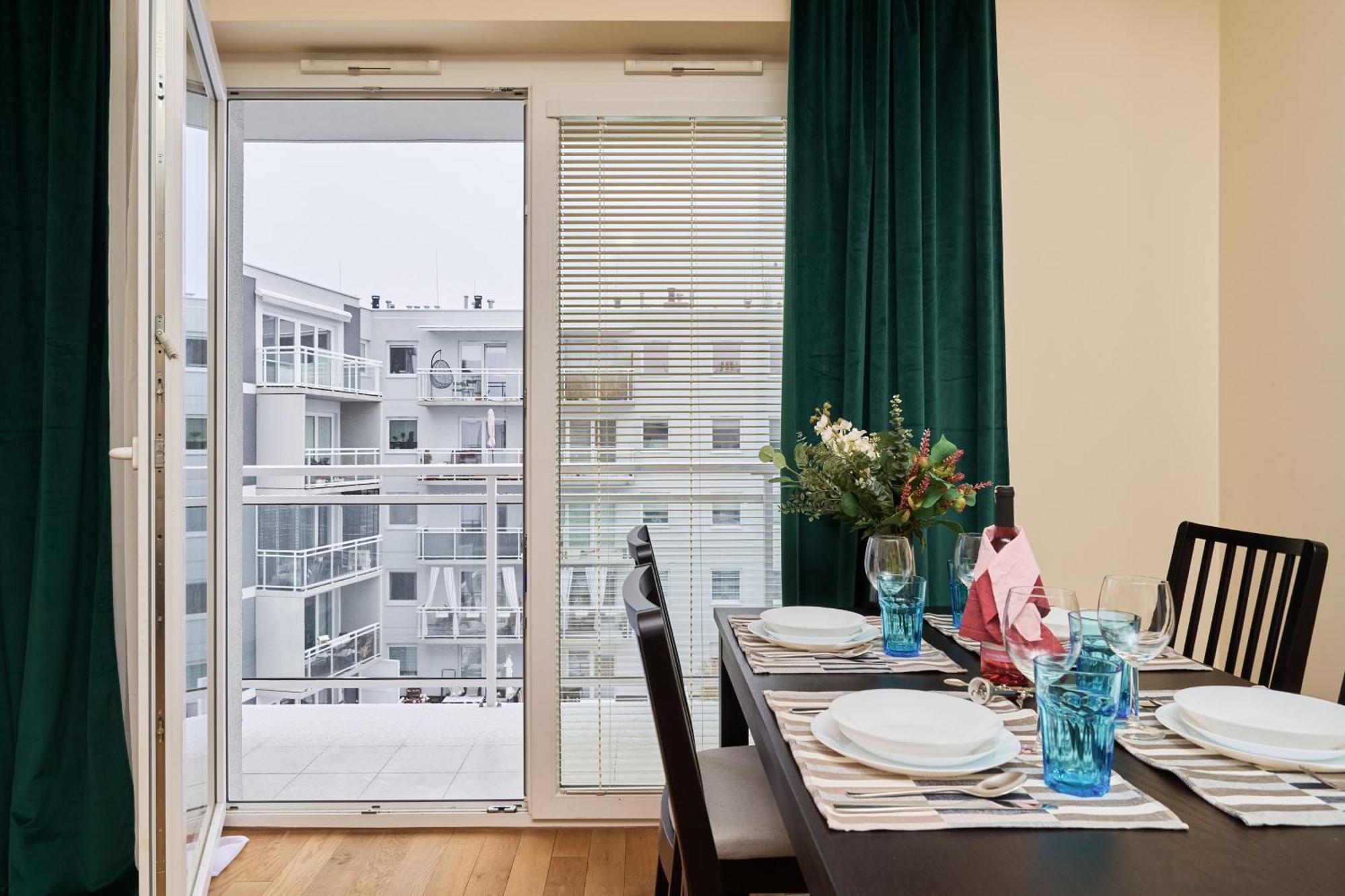 Wroclaw Rose Apartments By Noclegi Renters Εξωτερικό φωτογραφία