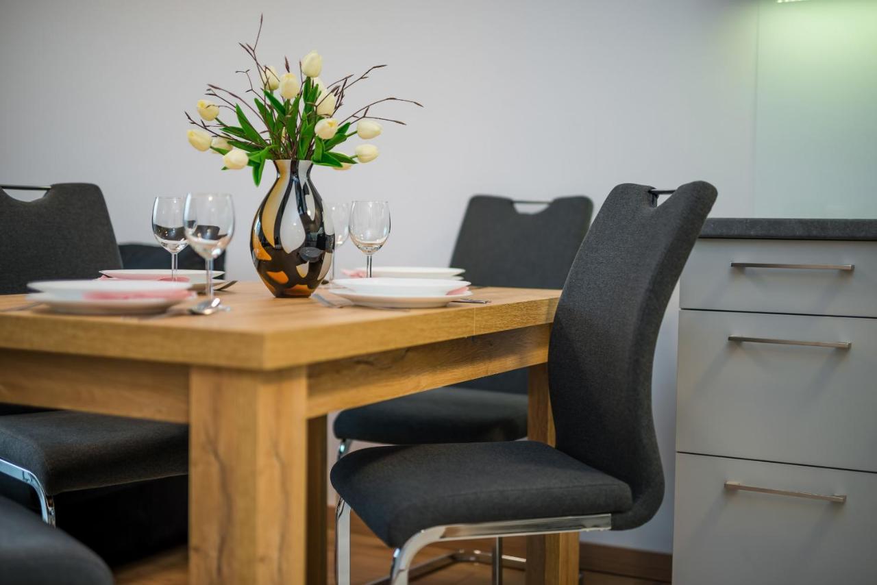 Wroclaw Rose Apartments By Noclegi Renters Εξωτερικό φωτογραφία