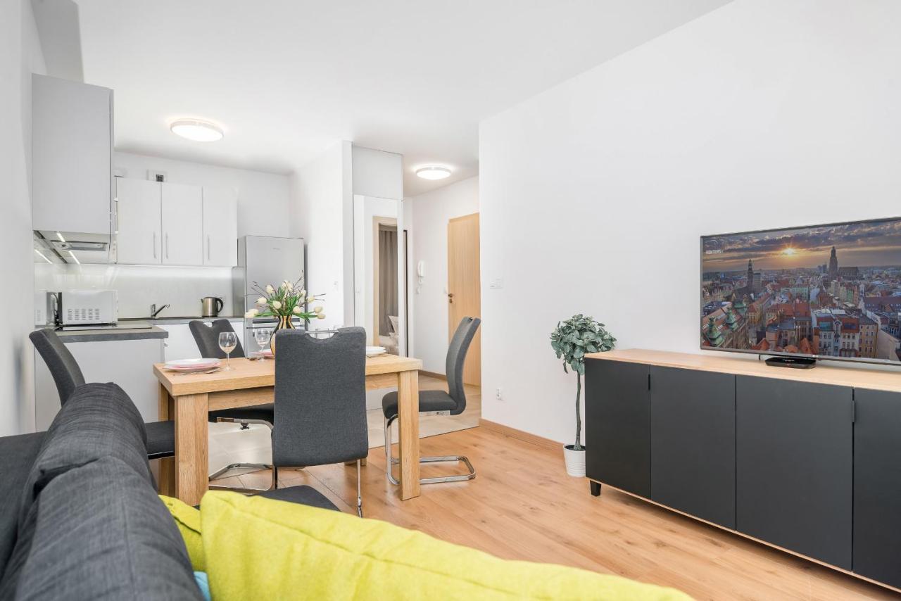 Wroclaw Rose Apartments By Noclegi Renters Εξωτερικό φωτογραφία