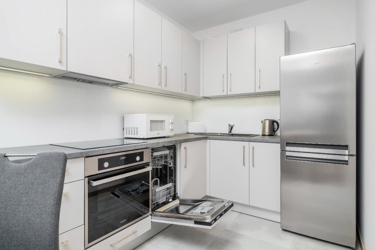 Wroclaw Rose Apartments By Noclegi Renters Εξωτερικό φωτογραφία